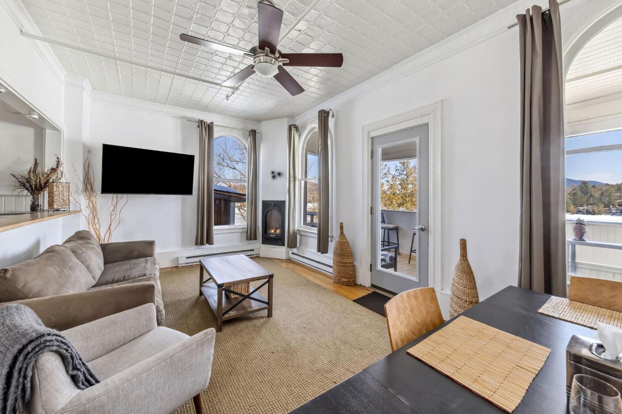 The Haus On Mirror Lake Lake Placid Quarto foto